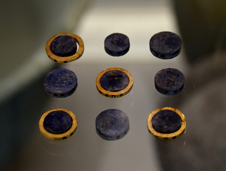 Lapis Lazuli Discs with Gold Rings from Ur