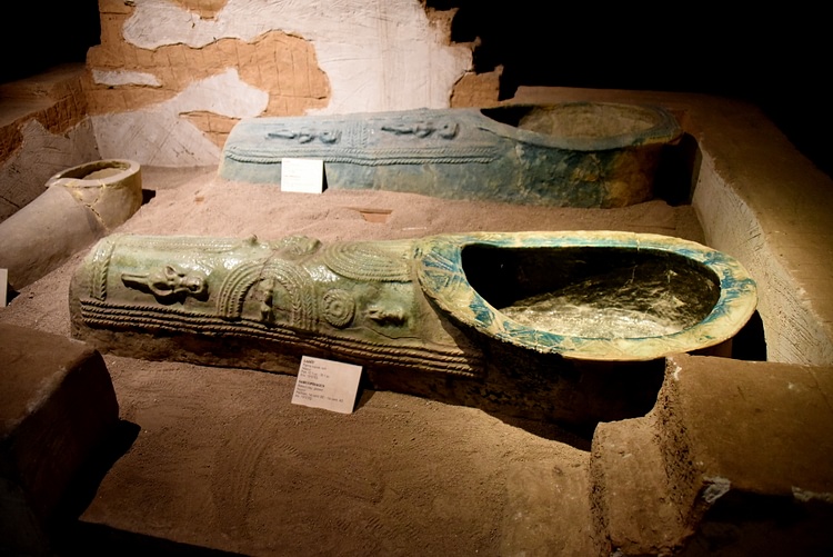 Glazed Sarcophagi from Nippur