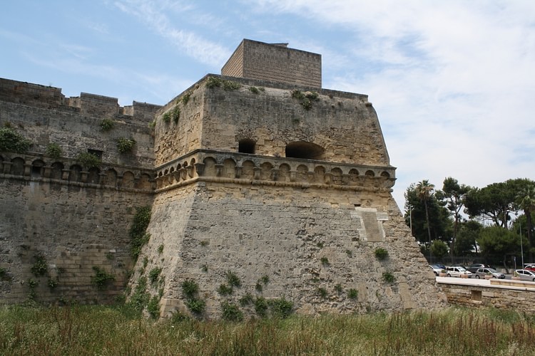 Tower with Batter, Bari