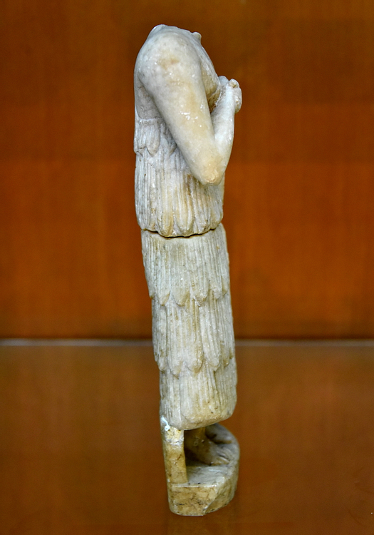 Statue of a Sumerian Female from Khafajah [Right Side]