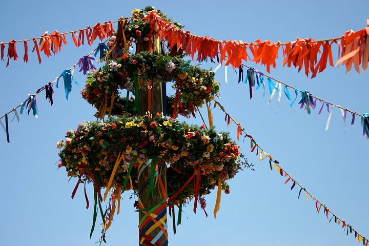 Maypole