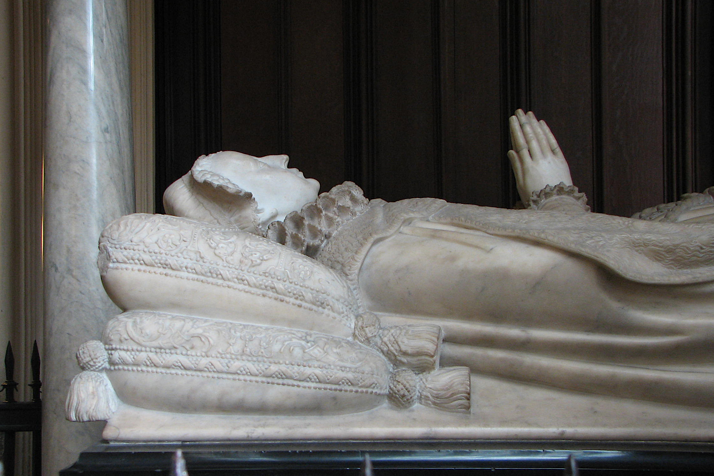 Tomb Of Mary Queen Of Scots Illustration World History Encyclopedia tomb-of-mary-queen-of-scots-illustration-world-history-encyclopedia