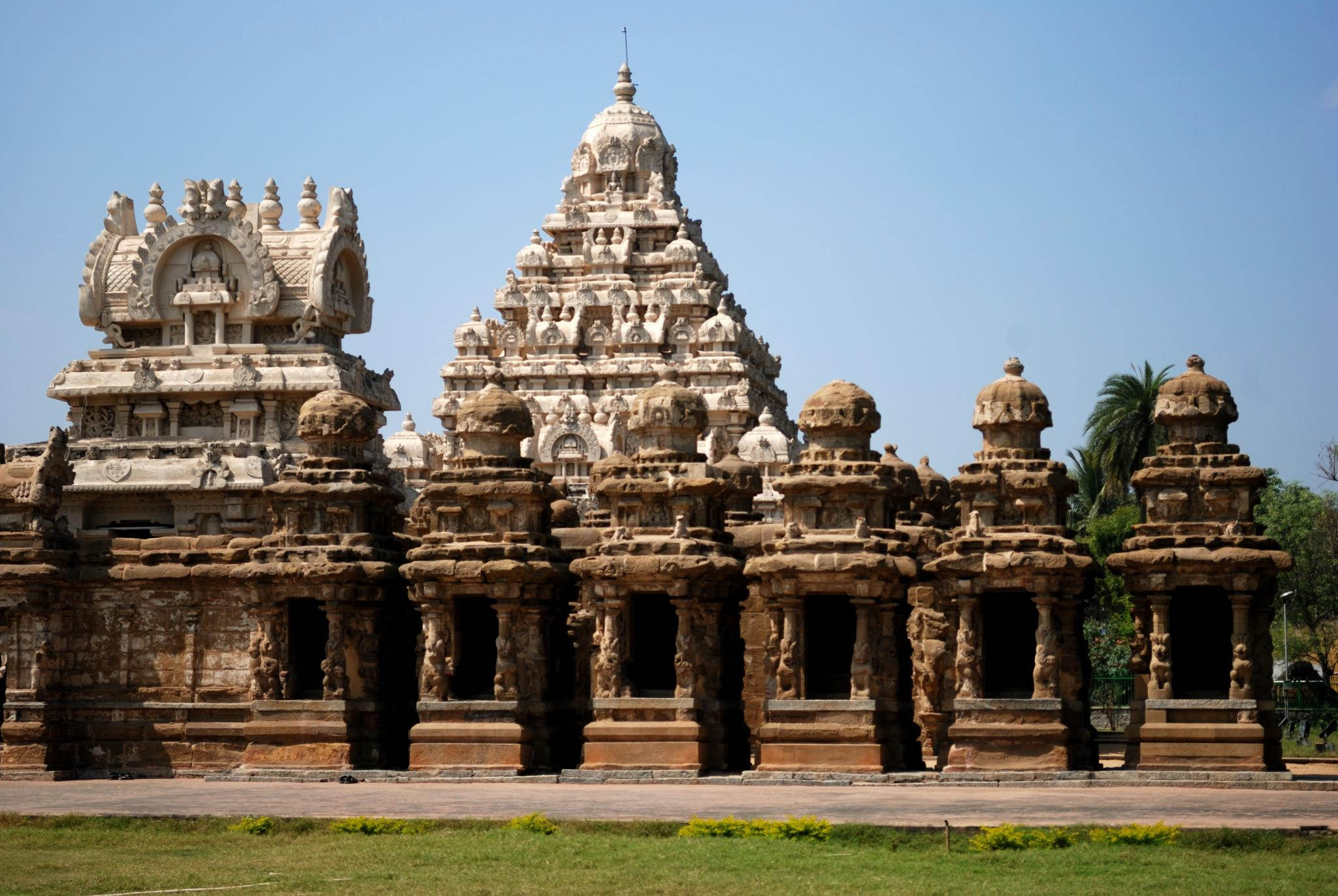 Kailasanatha Temple, Kanchipuram (Illustration) - World History Encyclopedia