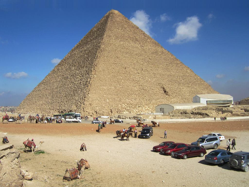 A Grande Pirâmide de Gizé - Enciclopédia de História Mundial