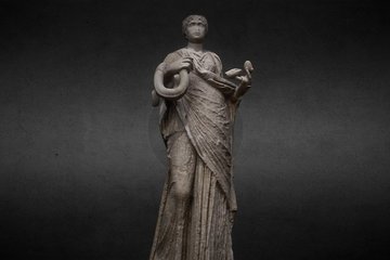 Roman Woman as Hygieia