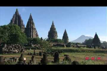 Prambanan Temple Compounds (UNESCO/NHK)