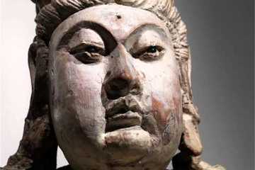 The Artist Project: Buddhist Sculpture - Thomas Struth