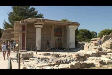 Knossos Crete - The palace of Knossos - ancient